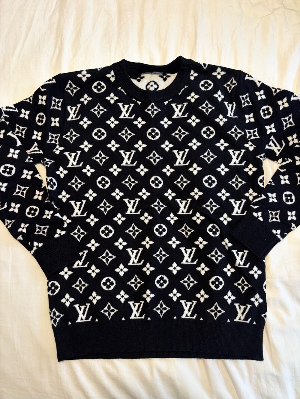 Monogram Sweater 🖤